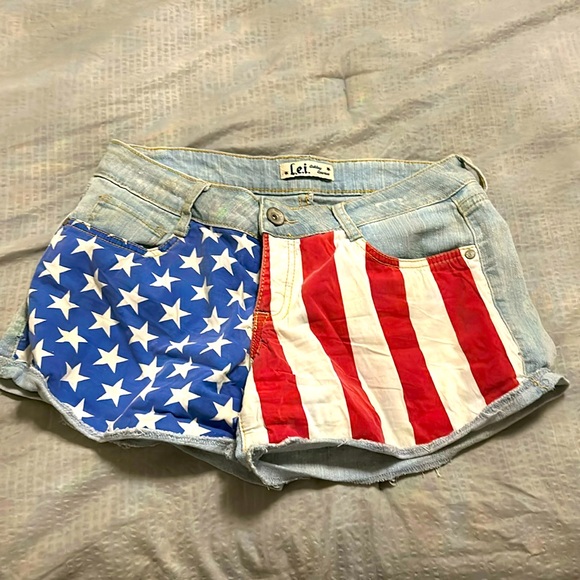lei Pants - Juniors American Flag shorts by LEI. Perfect for the 4th!